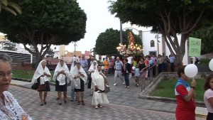 virgen al cristo