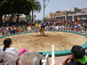 luchada1_Añaterve Abreu y Kevin Acosta
